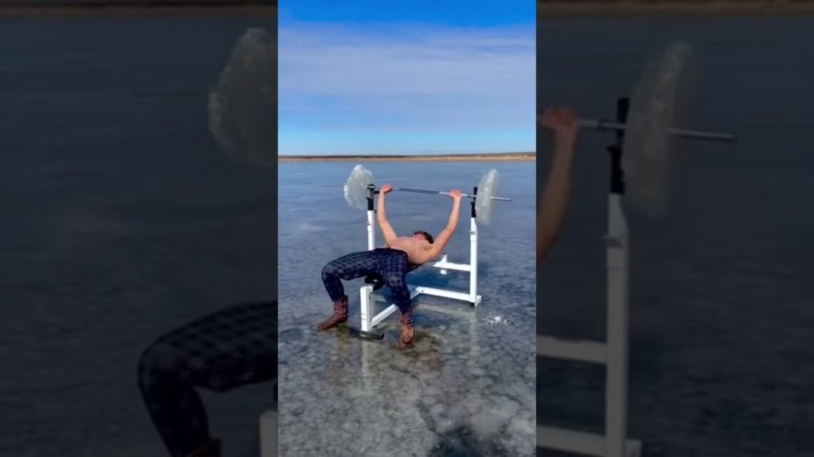 Recession is hard out here… #benchpress  #bodybuilding  #gym