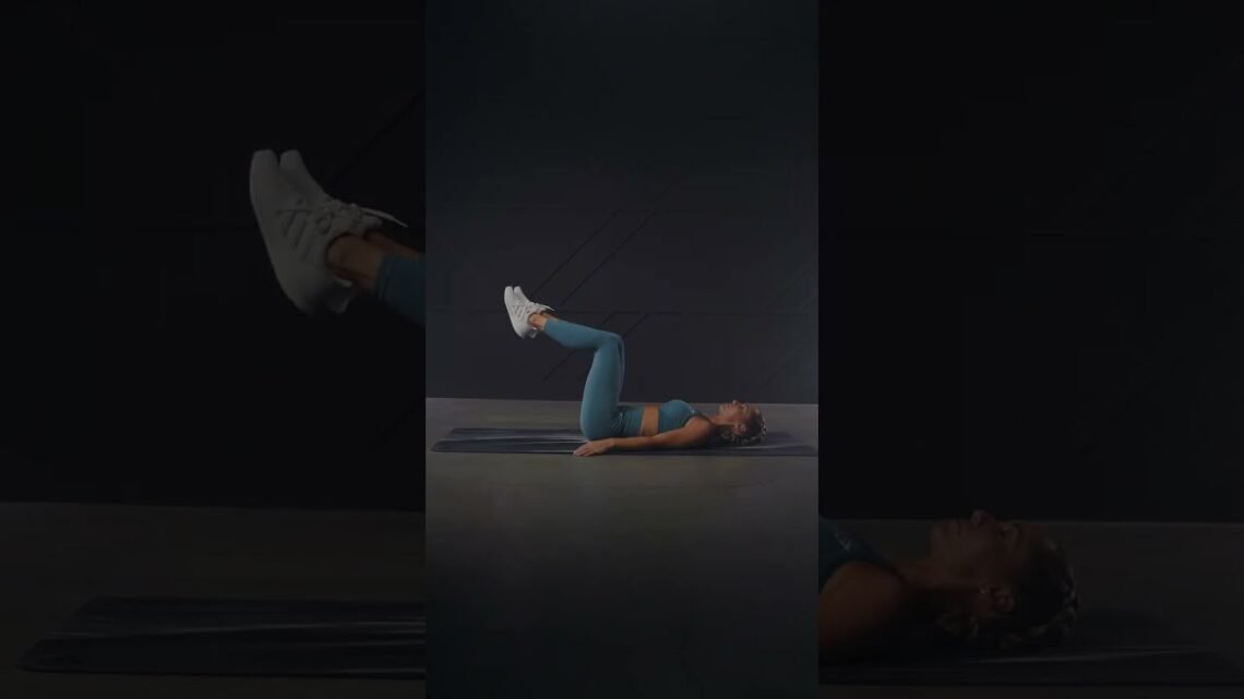 How To Do A Bicycle Crunch #shorts