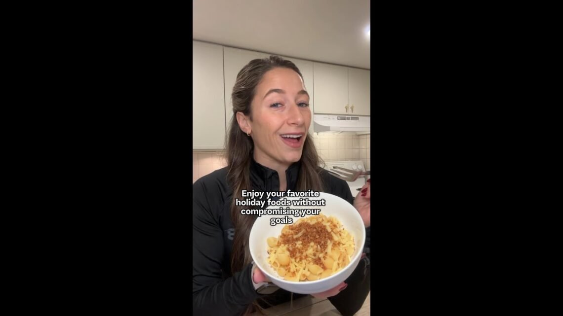 How to Stop Overeating IG: nikki_thedietitian #holidaymeals #nutrition #diet #food