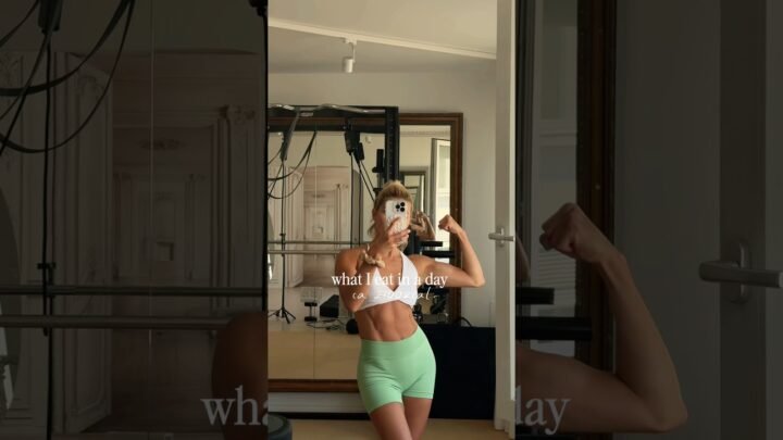 pancakes for breakfast, cake for dessert – I love my nutrition 🤤 macros included