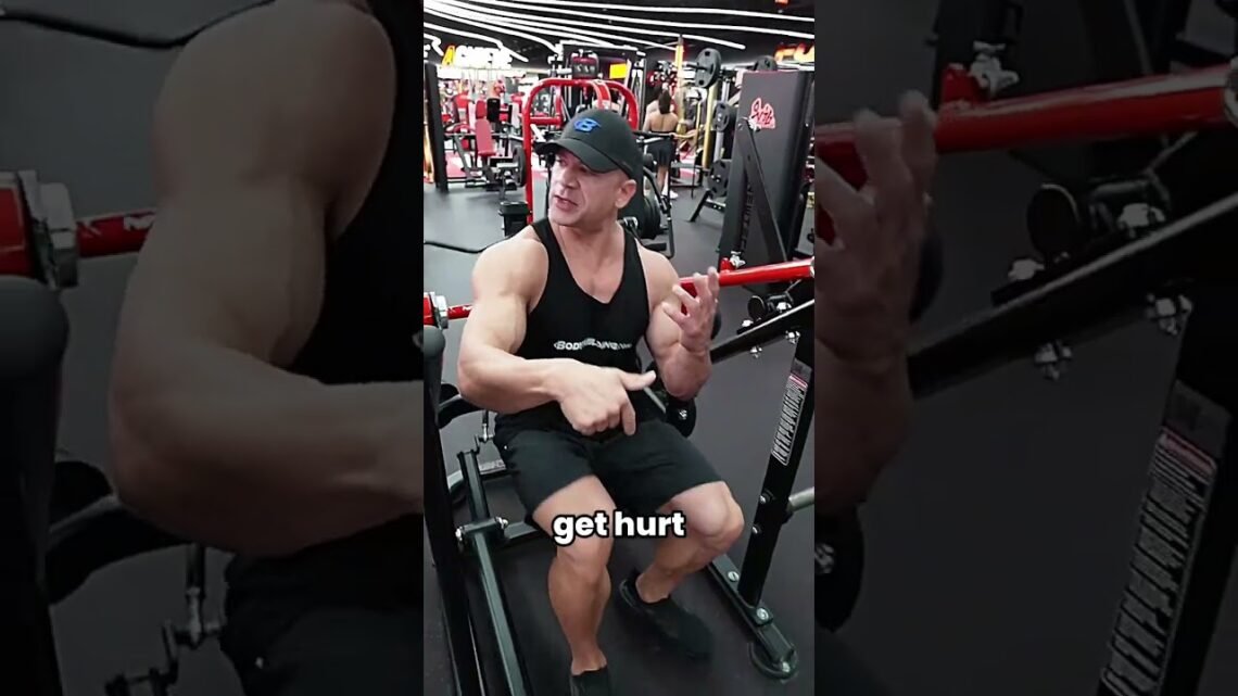 HOW TO BUILD TRICEPS